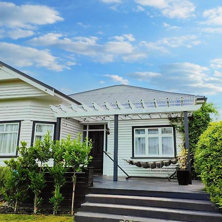 Beautiful Villa Near Everything! Christchurch Esterno foto